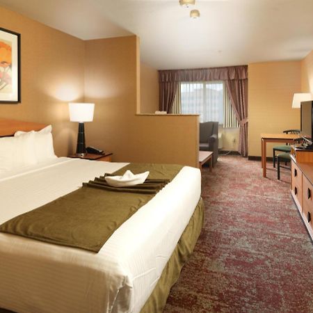 Crystal Inn Hotel & Suites - Midvalley Murray Dış mekan fotoğraf