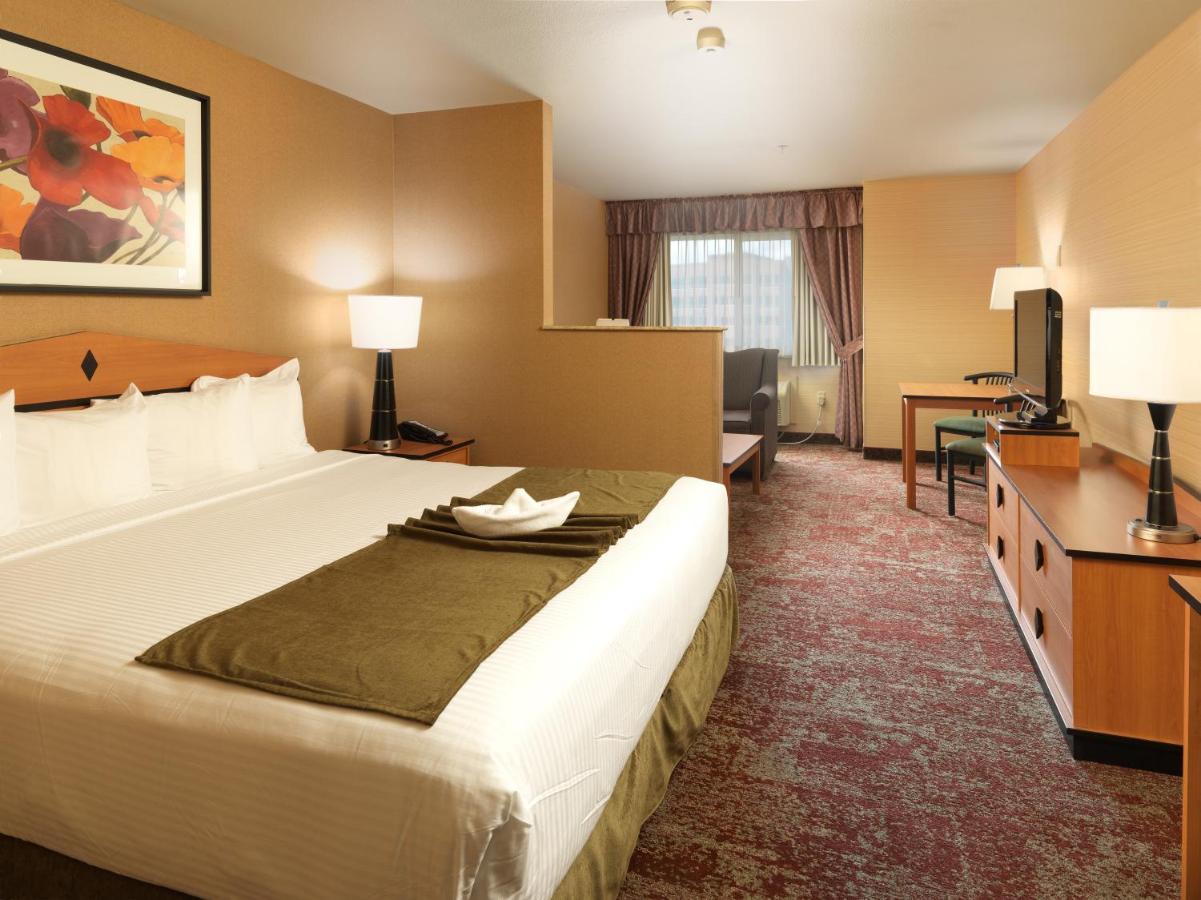 Crystal Inn Hotel & Suites - Midvalley Murray Dış mekan fotoğraf